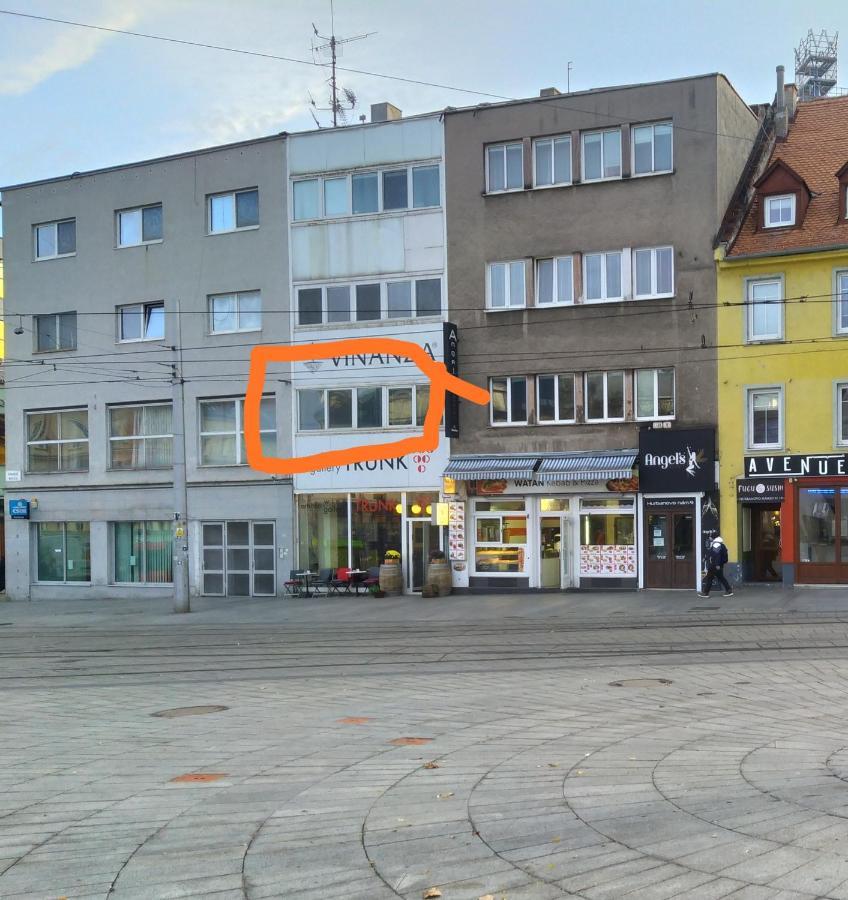 Krasny Byt S Vyhladmi V Historickom Centre Bratislava Exterior photo